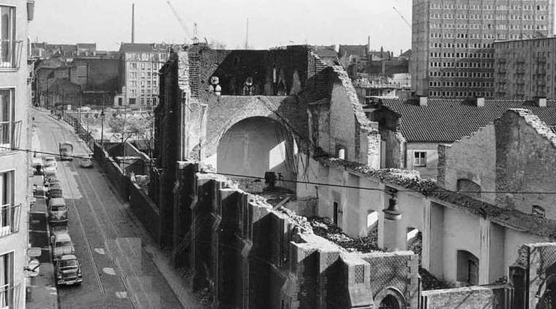 Franziskanerkloster an der Oststraße/Klosterstraße schwer getroffen